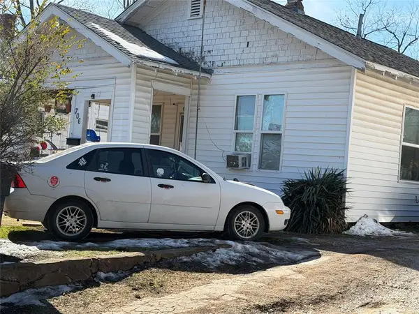 706 N Louisa Avenue, Shawnee, OK 74801