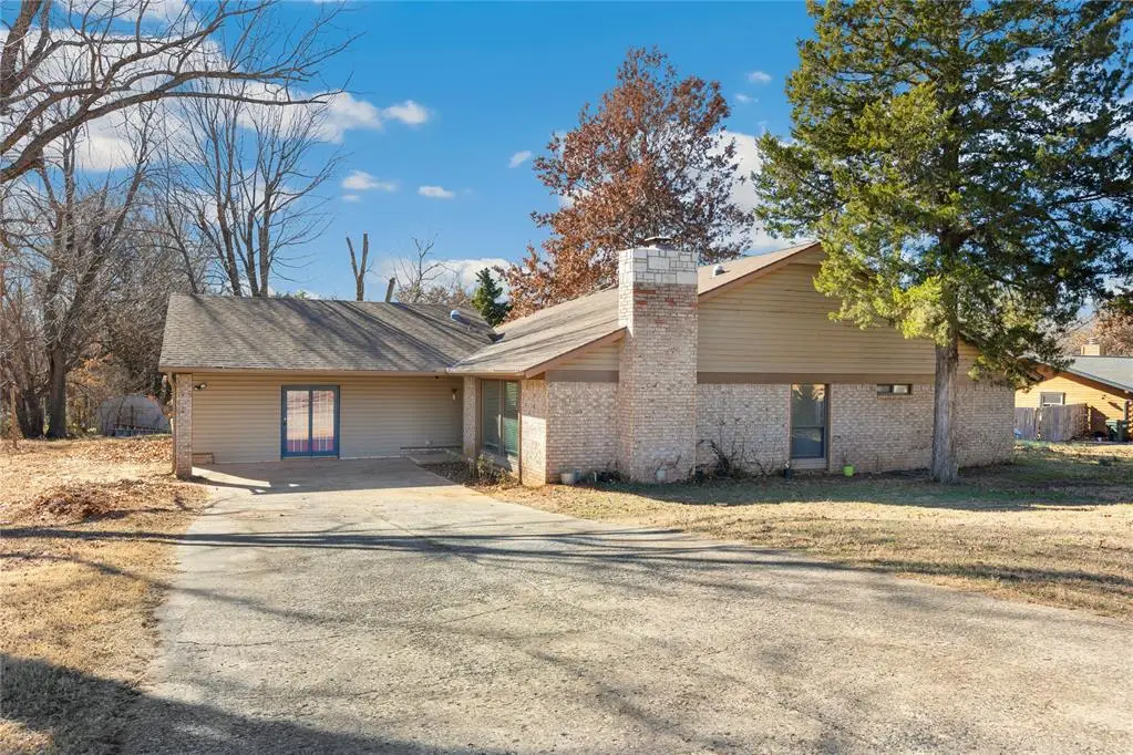 1008 Shelly Lane, Edmond, OK 73034 - Image #1