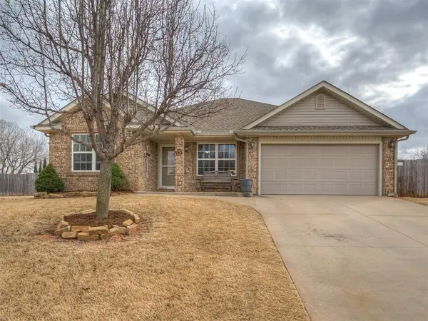 536 W Shadow Ridge Way, Mustang, OK 73064