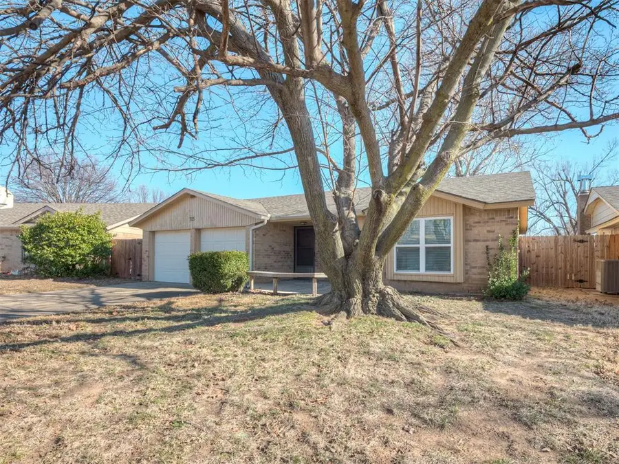705 Ash Lane, Norman, OK 73072 - Image #2