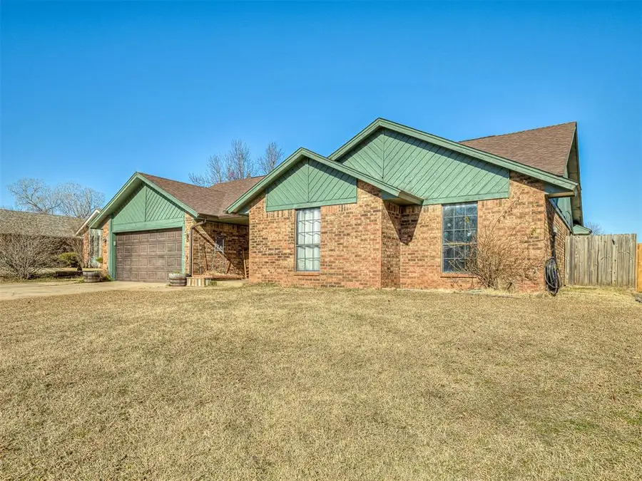 1113 NE 21st Court, Moore, OK 73160 - Image #3