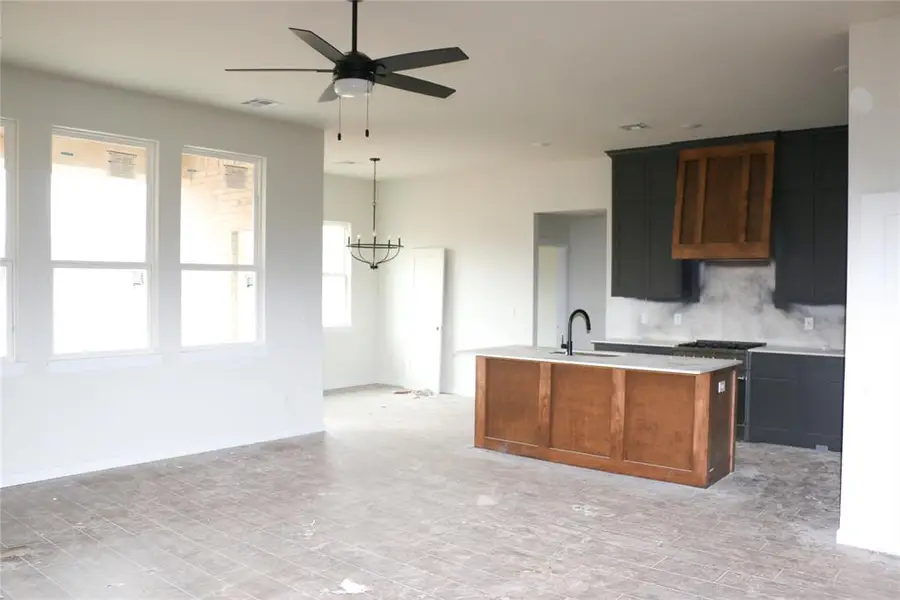 626 Honey Springs Lane, Shawnee, OK 74804 - Image #2