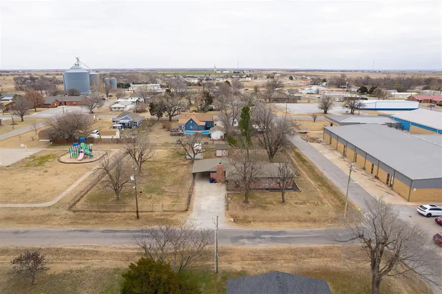 204 N Cherry Avenue, Union City, OK 73090 - Image #2
