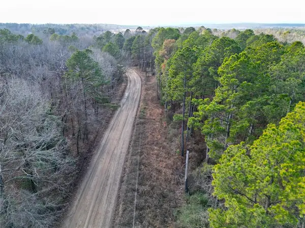 720 Johnny Beavers Trail Road, Broken Bow, OK 74728