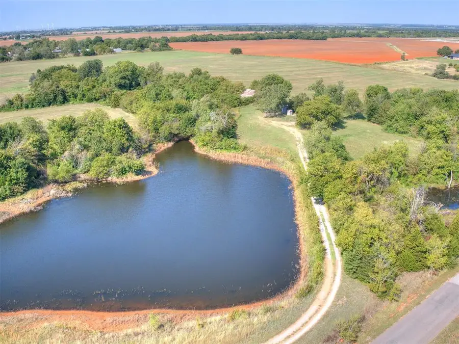 215 N Cemetery Road, Tuttle, OK 73089 - Image #2