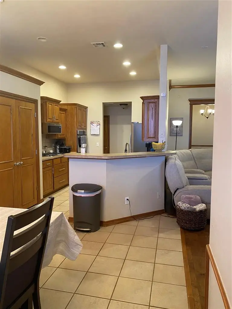 3004 Bretford Way, Norman, OK 73071 - Image #3