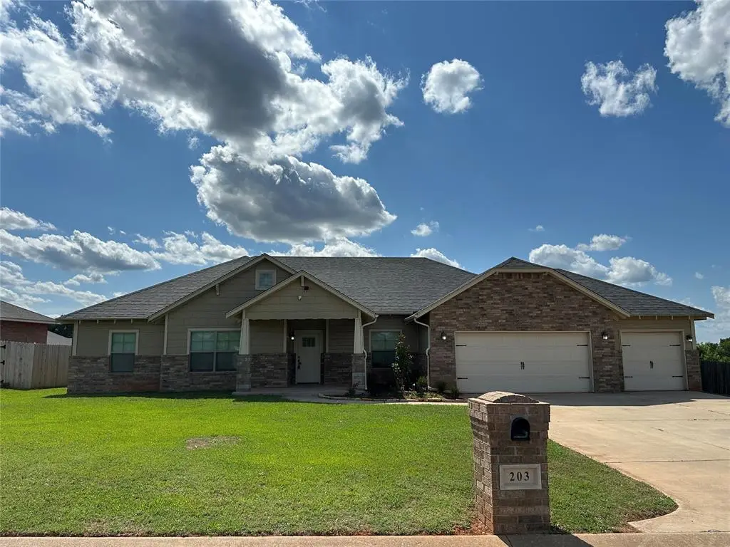 203 N Lyla Glen Drive, Washington, OK 73093 - Image #1