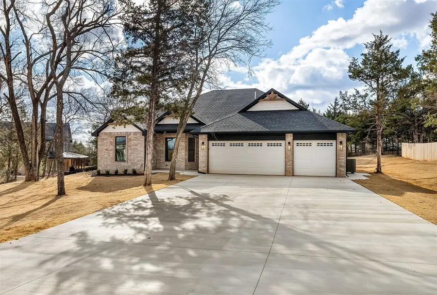 2415 Black Jack Way, Blanchard, OK 73010 - #2