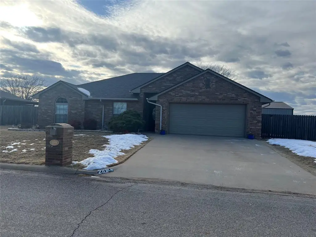 2101 Morris Lane, Sayre, OK 73662 - Image #1