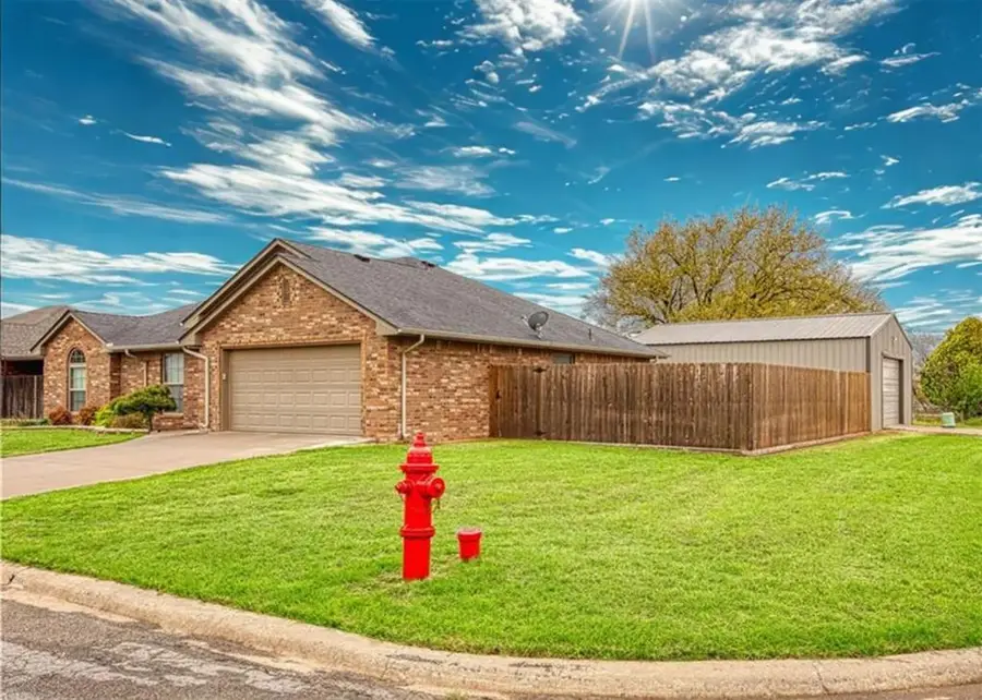 2101 Morris Lane, Sayre, OK 73662 - Image #2