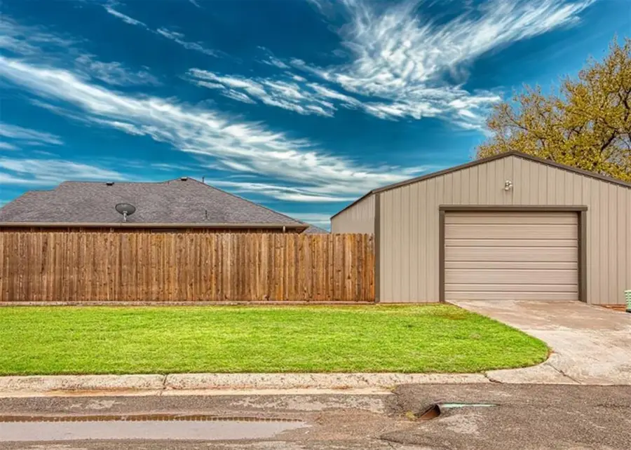 2101 Morris Lane, Sayre, OK 73662 - Image #3