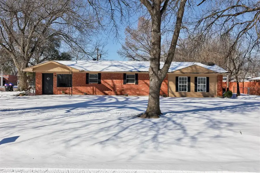 220 S 5th Street, Noble, OK 73068 - #2