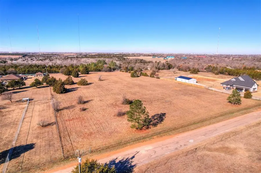 N Hassett Road, Oklahoma City, OK 73131 - #2