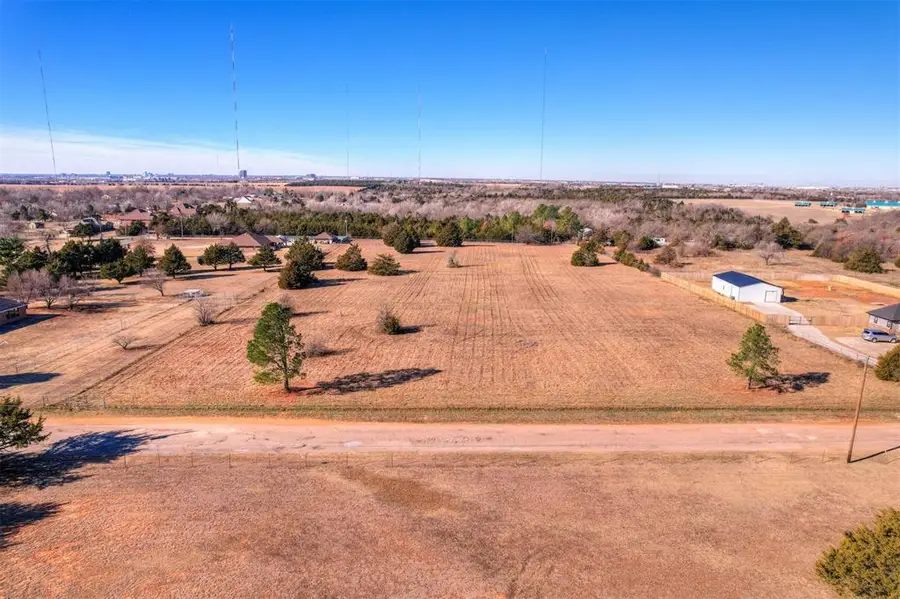 N Hassett Road, Oklahoma City, OK 73131 - #3