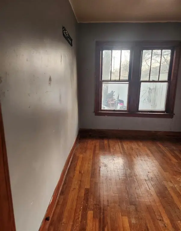 202 W Van Buren Street, Mangum, OK 73554 - #3