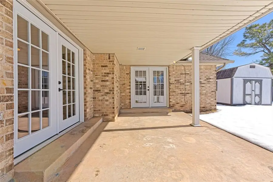 136 E Vail Drive, Yukon, OK 73099 - Image #3