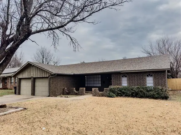 2116 Fox Avenue, Moore, OK 73160