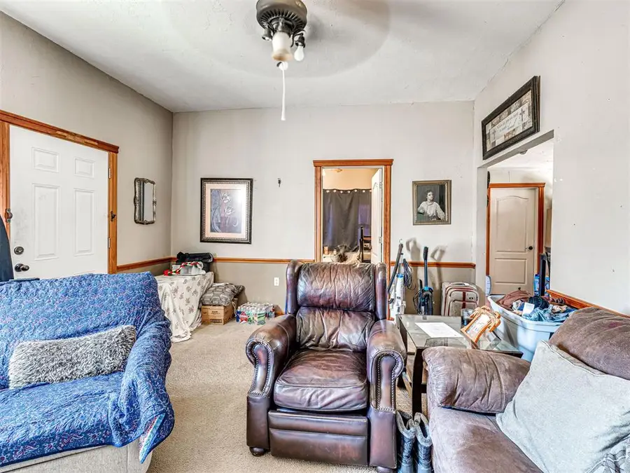 201 Dogwood Avenue, Wellston, OK 74881 - #3