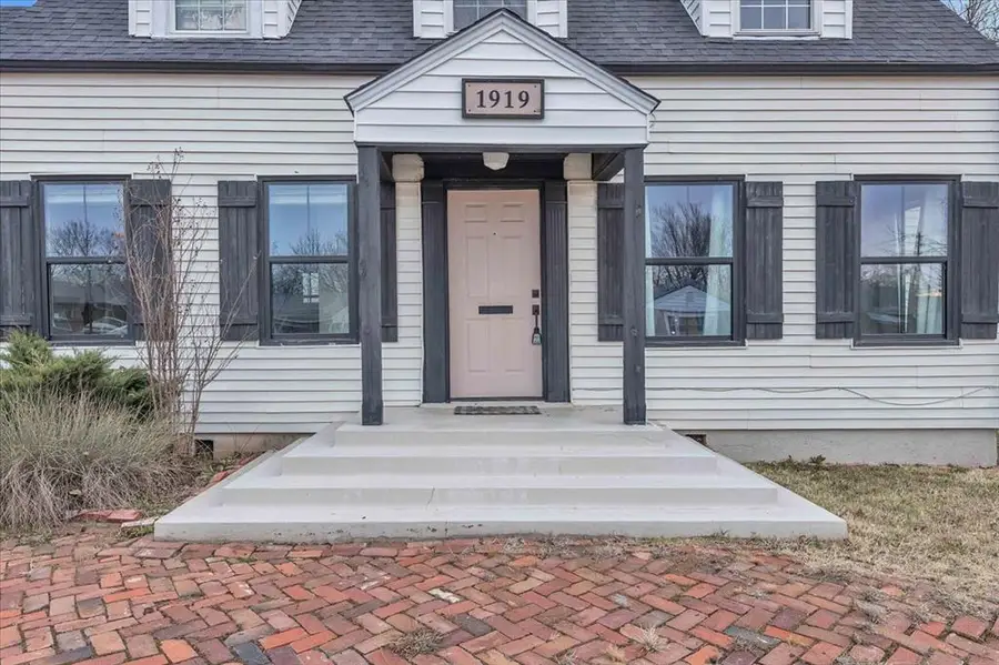 1919 N Union Avenue, Shawnee, OK 74804 - #3