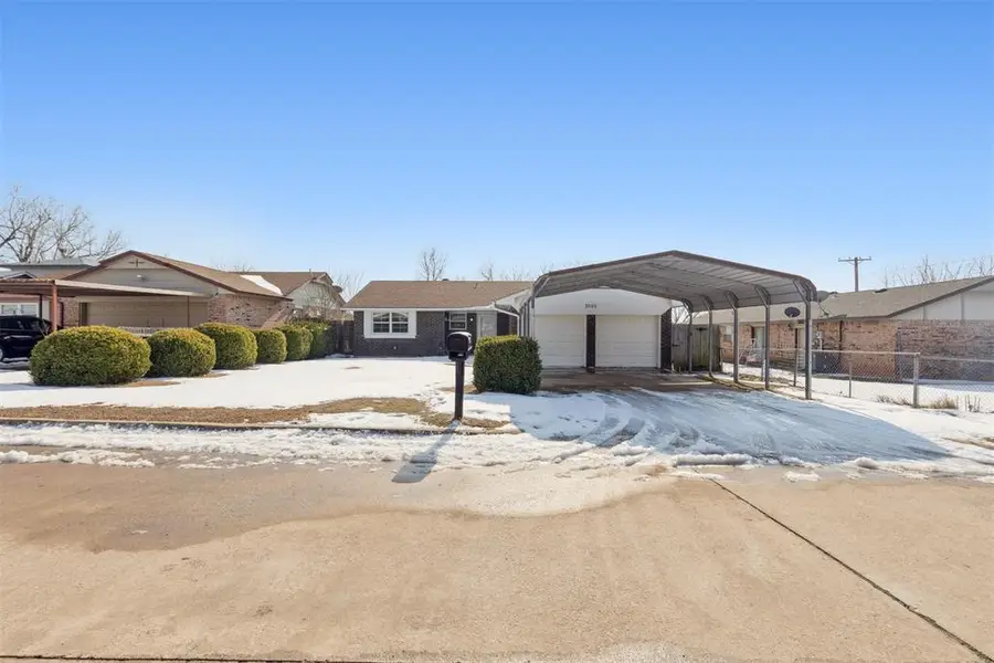 1048 NW 25th Street, Moore, OK 73160 - #2
