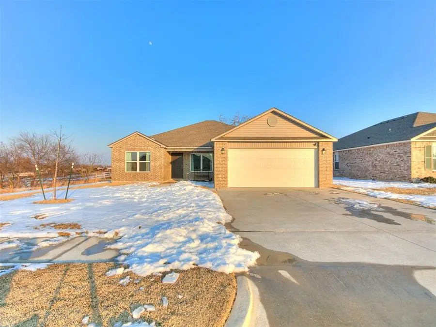 198 Fox Burrow Lane, Newcastle, OK 73065 - Image #2