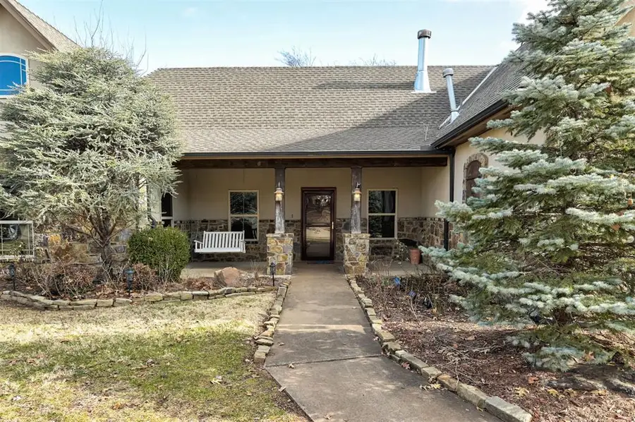 521 Partridge Lane, Edmond, OK 73034 - #3