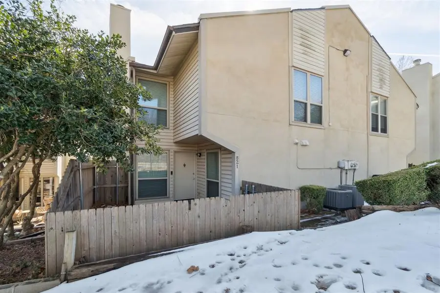 821 Cardinal Creek Boulevard #821, Norman, OK 73072 - Image #2
