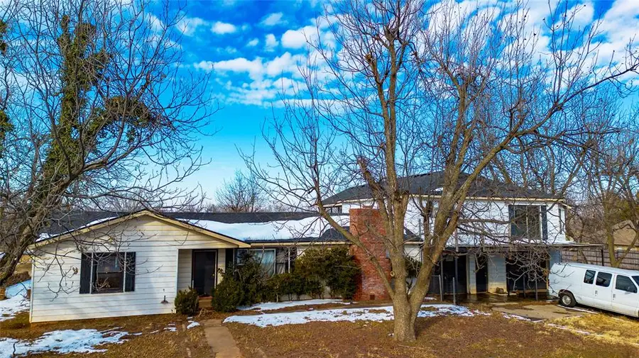 628 Cranton Drive, Chickasha, OK 73018 - Image #2