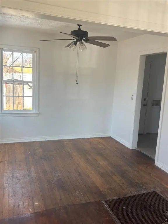 2049 NE 17th Street, Oklahoma City, OK 73111 - Image #3