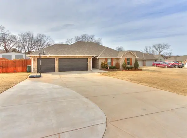 9571 Pastoral Drive, Guthrie, OK 73044