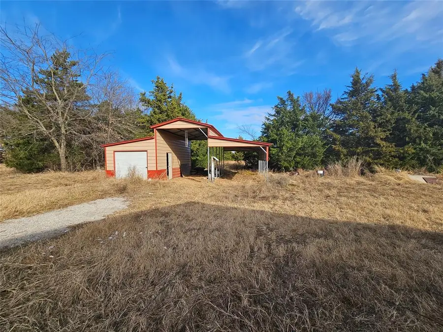 42 Greenbriar Avenue, Burneyville, OK 73430 - #3