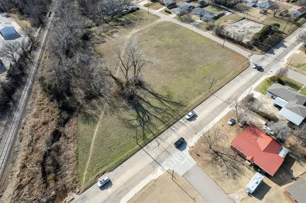 Independence And Minnesota Street, Shawnee, OK 74804