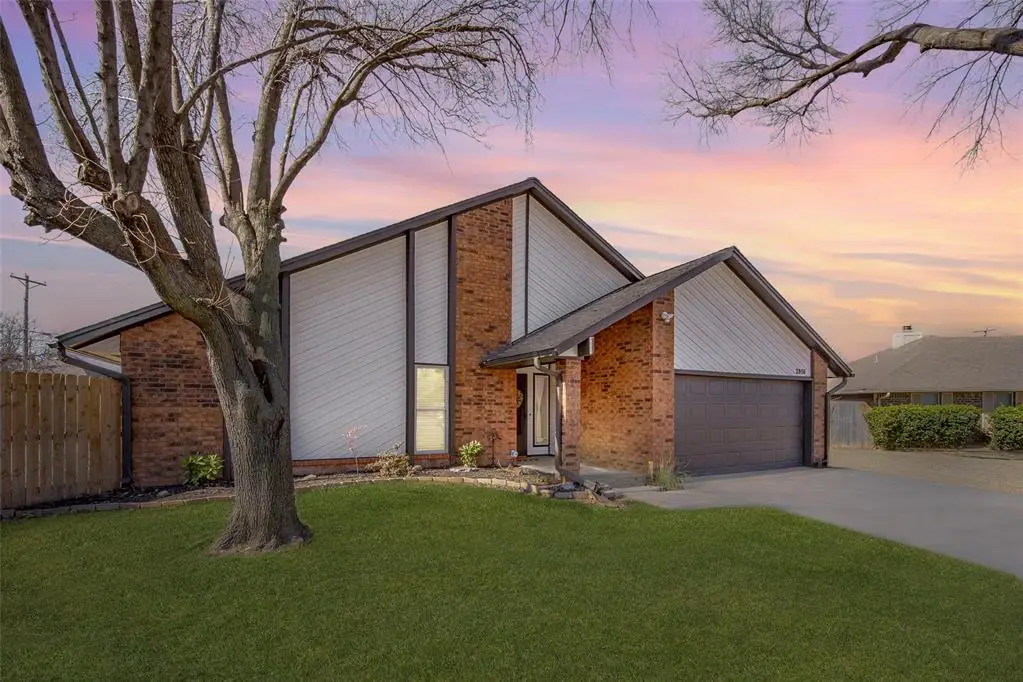 2916 Fairfield Drive, Edmond, OK 73012 - #1