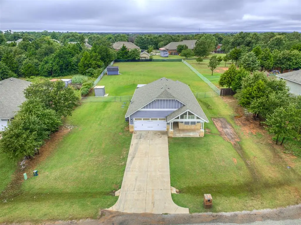 9205 Prairie Dog Drive, Edmond, OK 73034 - Image #1