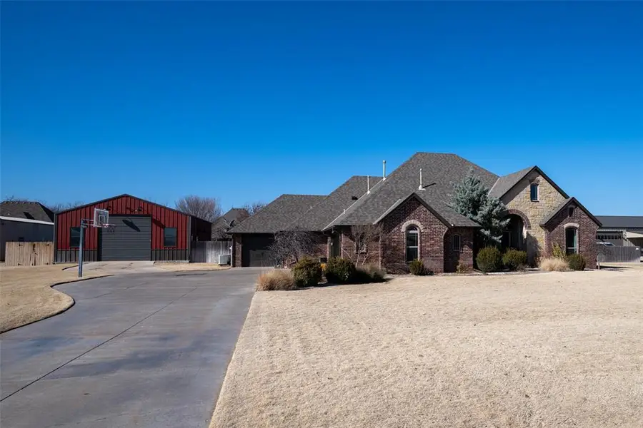3688 E Coyote Run, Piedmont, OK 73078 - #2