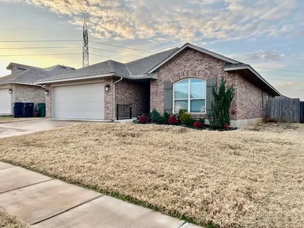 11004 NW 98th Street, Yukon, OK 73099