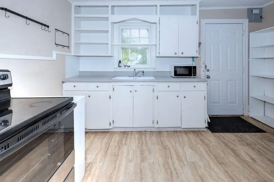 1510 SW B Street, Lawton, OK 73501 - Image #3