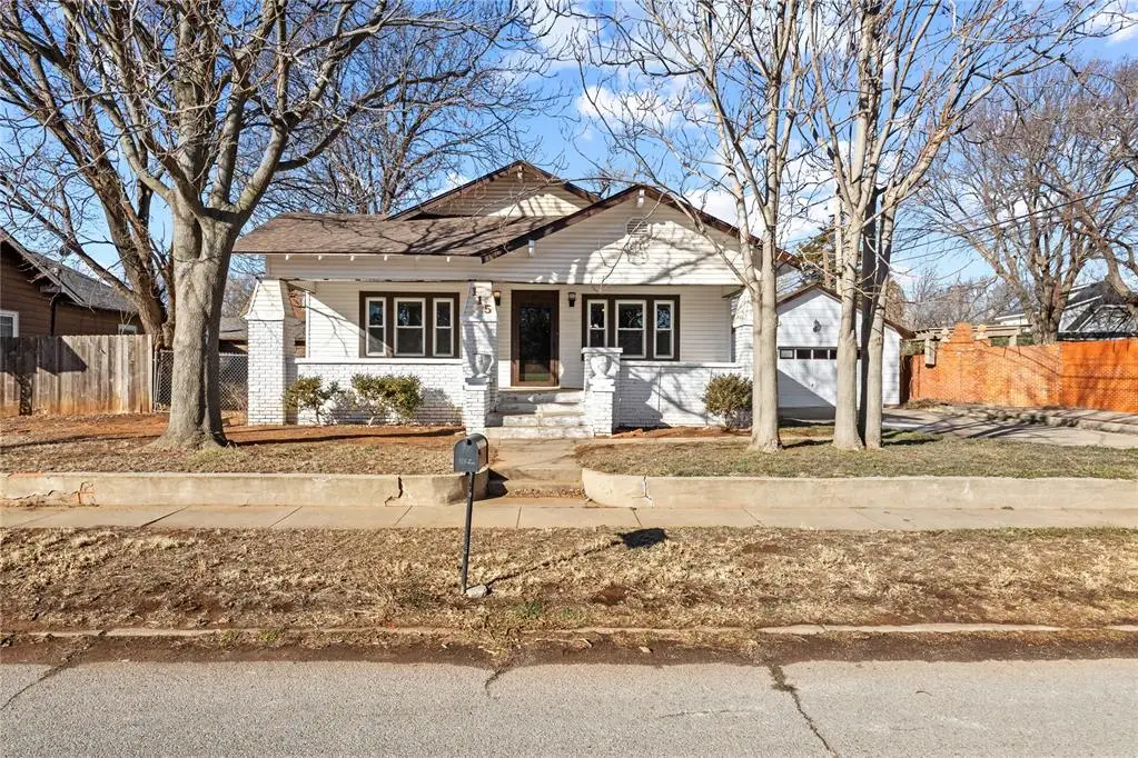 115 S Oliver Avenue, Elk City, OK 73644 - #1