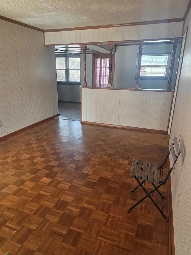 829 NW 9th Street, Moore, OK 73160 - #3