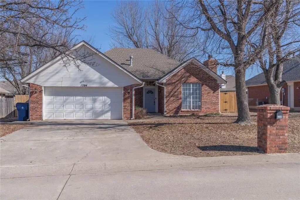 1704 Butterfield Trail, Choctaw, OK 73020 - Image #1