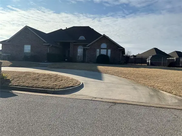 1611 Lady Street, Shawnee, OK 74804