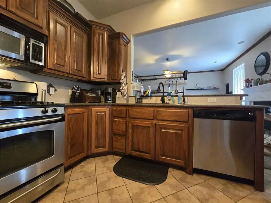 1611 Lady Street, Shawnee, OK 74804 - #3