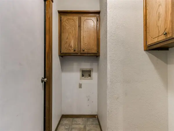 812 SE 13th Street, Moore, OK 73160