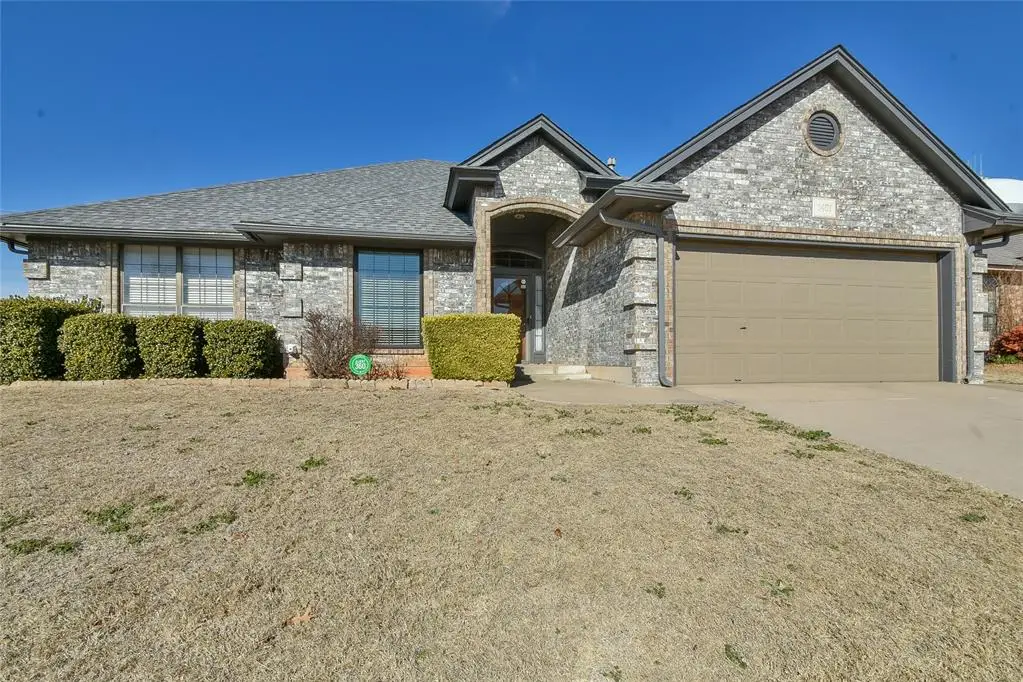 1401 NE 11 Street, Moore, OK 73160 - #1