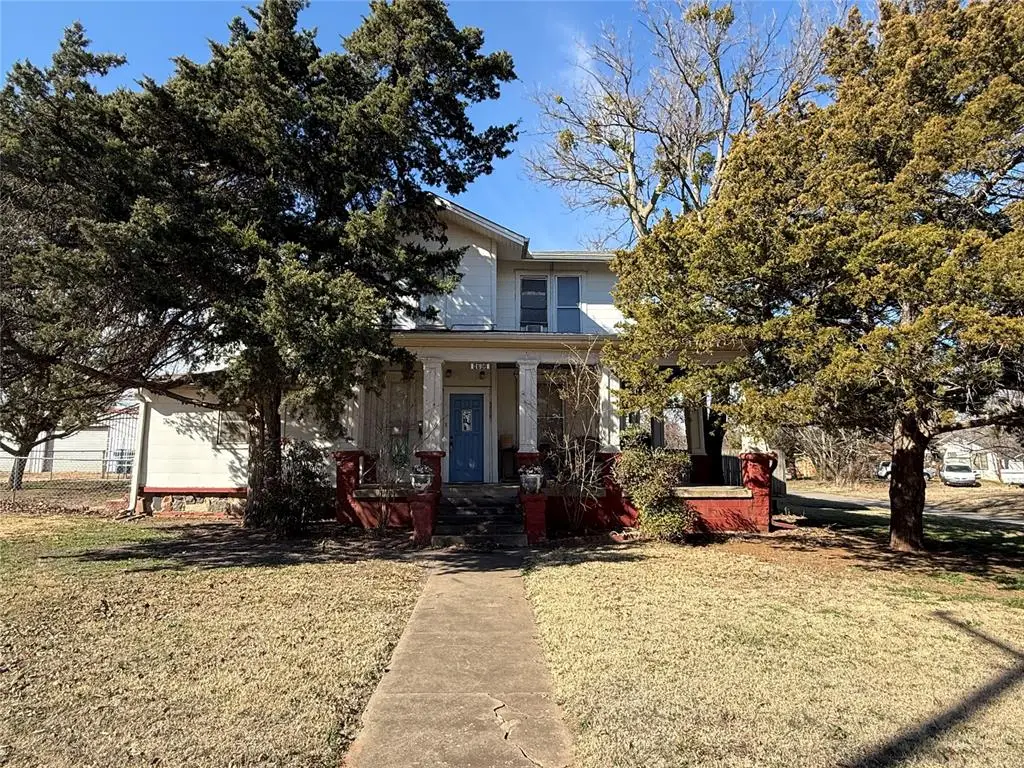 1702 S 8th Street, Chickasha, OK 73018 - Image #1