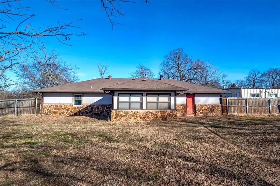 1505 E 8th Street, Chandler, OK 74834 - Image #3