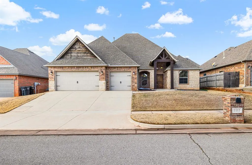 1113 Lindsey Lane, Moore, OK 73160 - #1