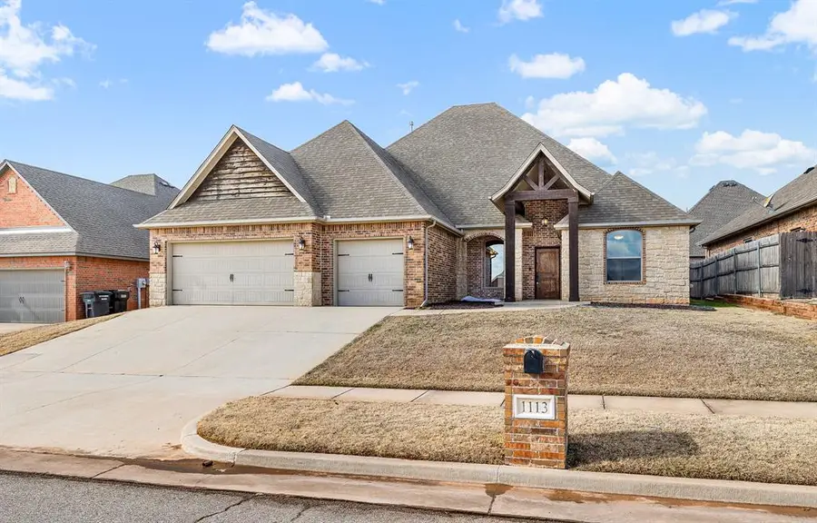 1113 Lindsey Lane, Moore, OK 73160 - #2