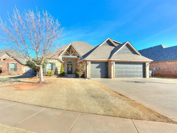 1320 Sonoma Lakes Boulevard, Moore, OK 73160