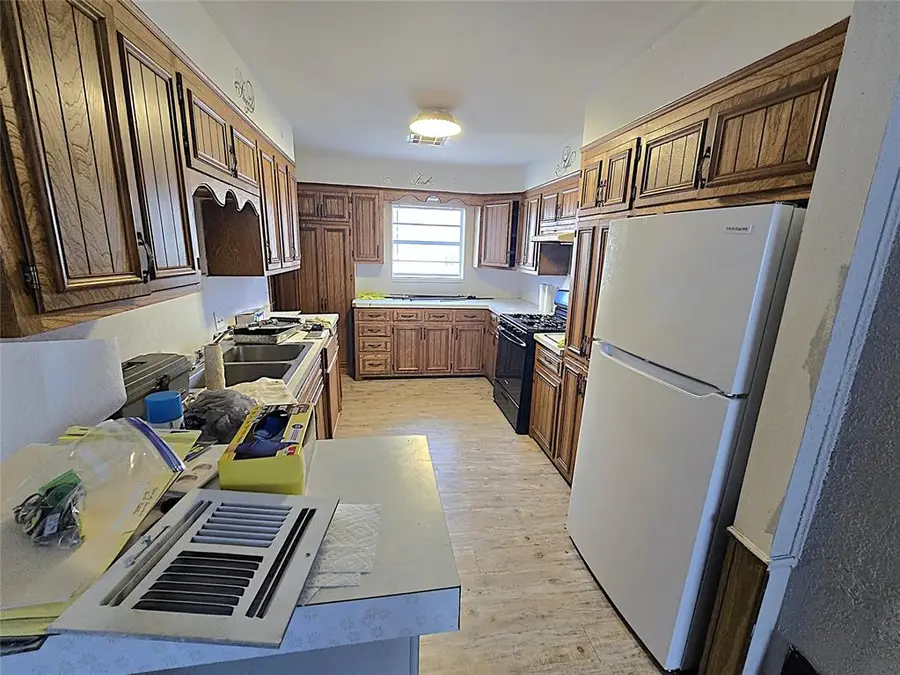 502 W 4th Street, Watonga, OK 73772 - #3